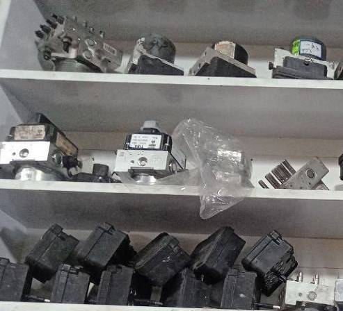 تعمیر و فروش یونیت ای بی اس و بلوک ABS صداقت اتحاد در عباس آباد